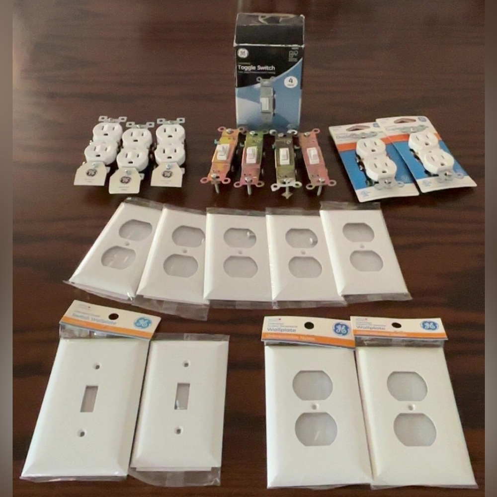 GE General Electric Lot Of Duplex Receptacles Toggle Light Switches Wall Plates